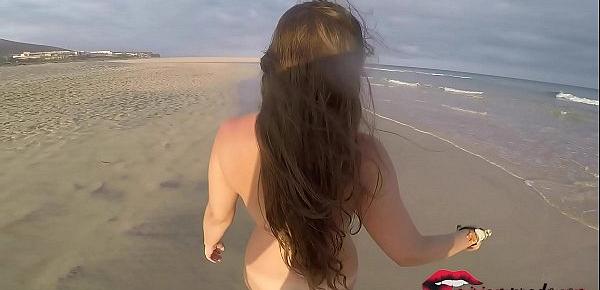  very hot masturbation in public on the beach  Miriam Prado